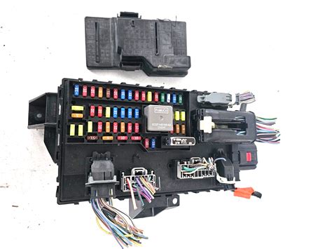 ford five hundred smart junction box|2003 .